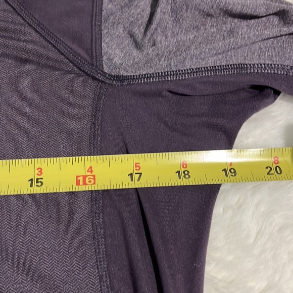 The North face Motivation long sleeved tee shirt - Picture 5 of 8